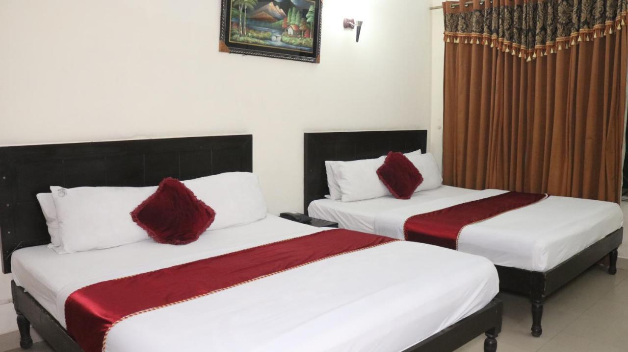 Hotel Tourist Inn Lahore Bagian luar foto
