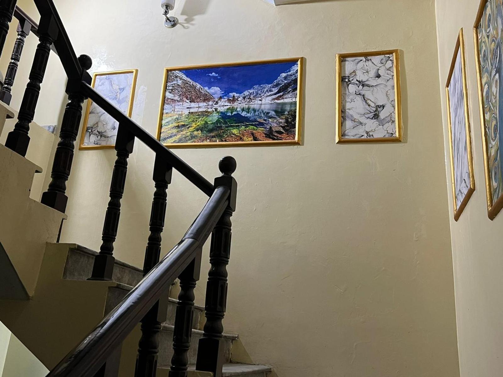 Hotel Tourist Inn Lahore Bagian luar foto
